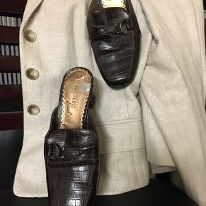 Madeline Stuart Heels